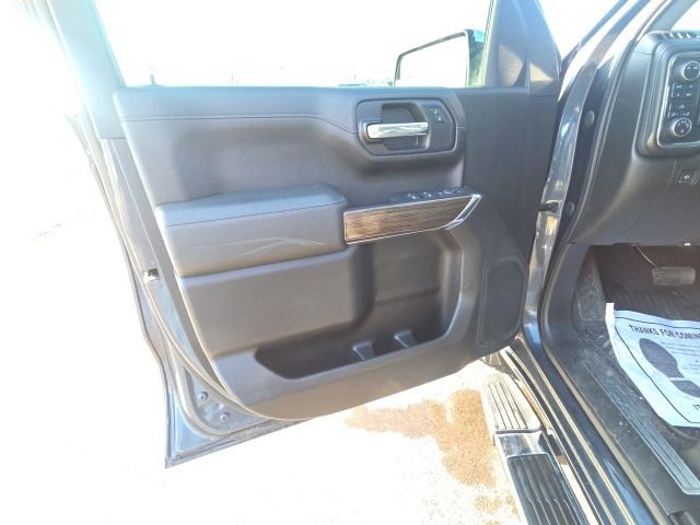 Used 2020 Chevrolet Silverado 1500 LT w/ All-Star Edition image 21