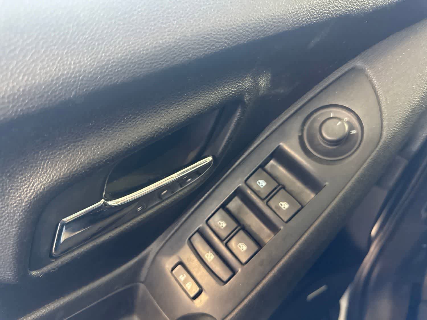 Used 2015 Chevrolet Trax LTZ FWD image 13