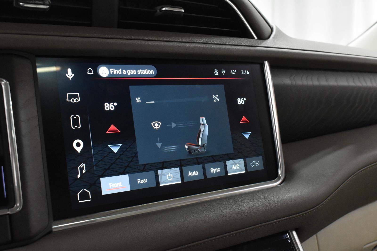 Used 2023 GMC Yukon XL Denali w/ Max Trailering Package image 21