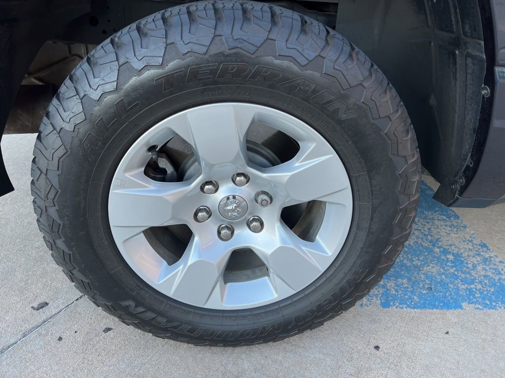 Used 2021 RAM 1500 Big Horn image 5