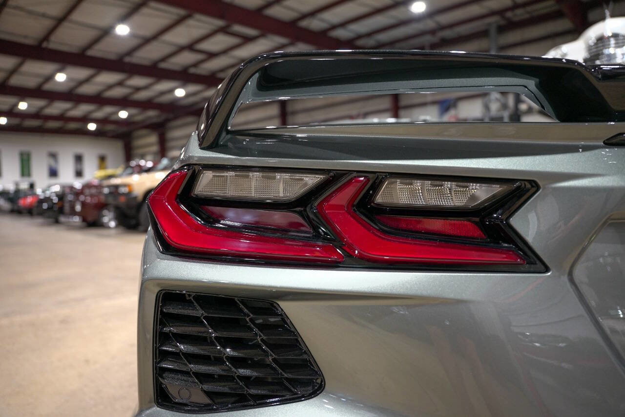 Used 2024 Chevrolet Corvette Stingray Preferred Cpe w/ Z51 Performance Package image 29