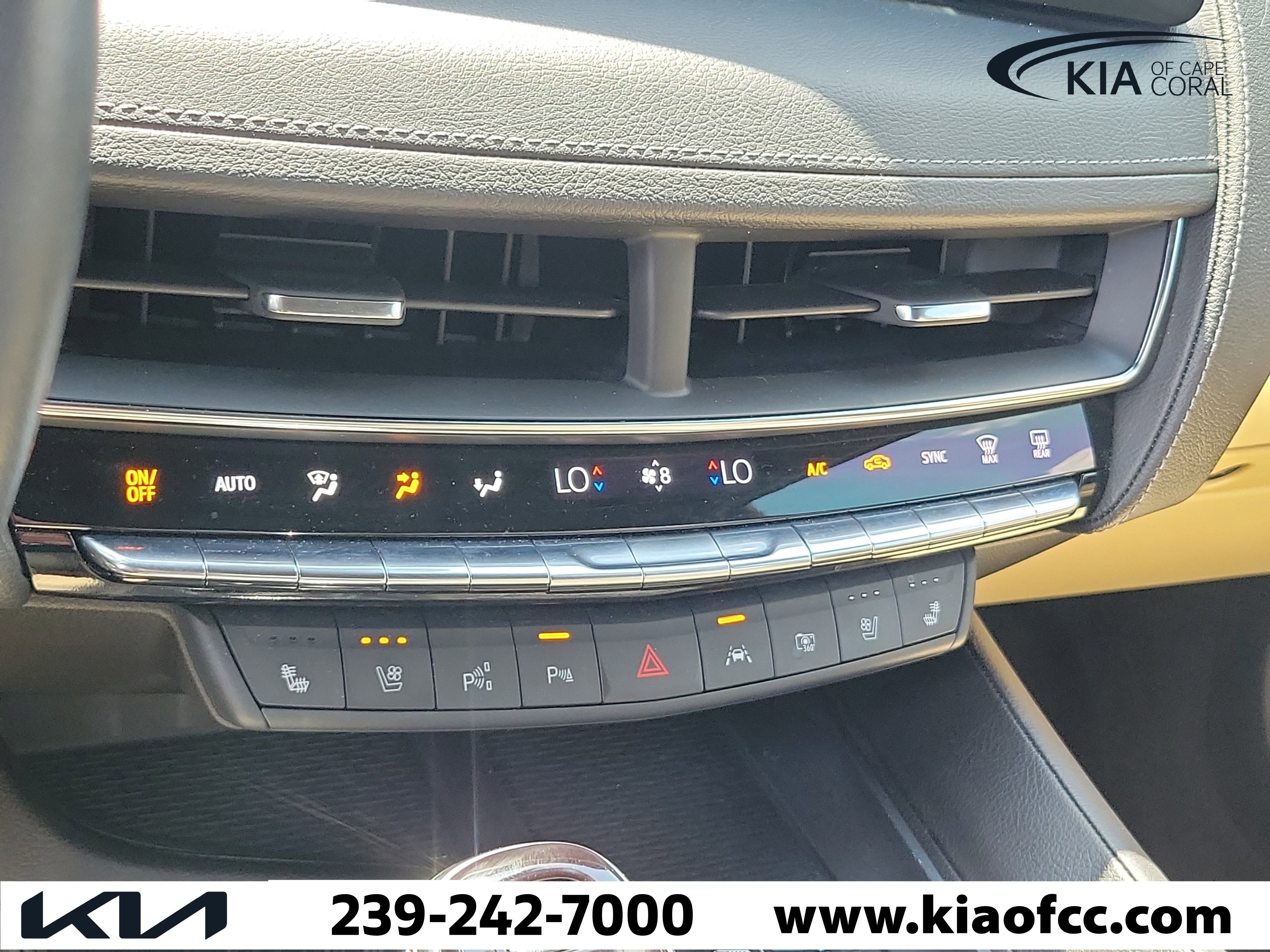 Used 2025 Cadillac CT5 Premium Luxury RWD image 29