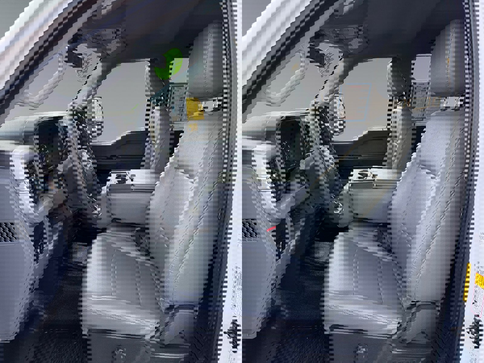 Used 2024 Ford F250 XL w/ XL Chrome Package image 19