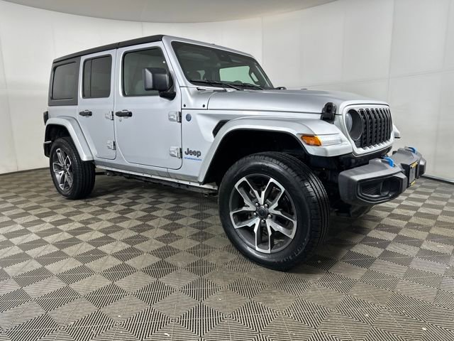 Used 2024 Jeep Wrangler Unlimited w/ Convenience Group image 2