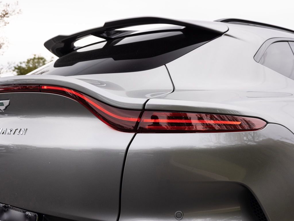 New 2026 Aston Martin DBX 707 image 40