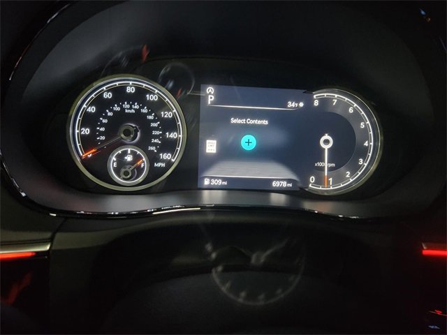 Used 2025 Genesis GV70 3.5T Sport w/ Sport Advanced Package image 9