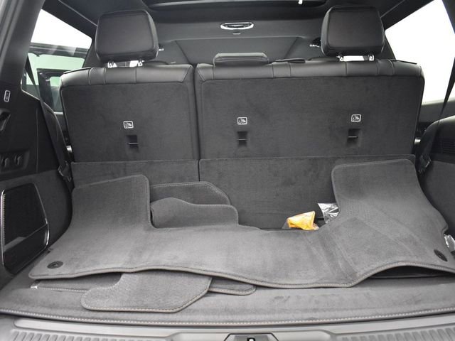 New 2026 Jeep Grand Wagoneer Summit w/ Rear Seat Video Group I image 4