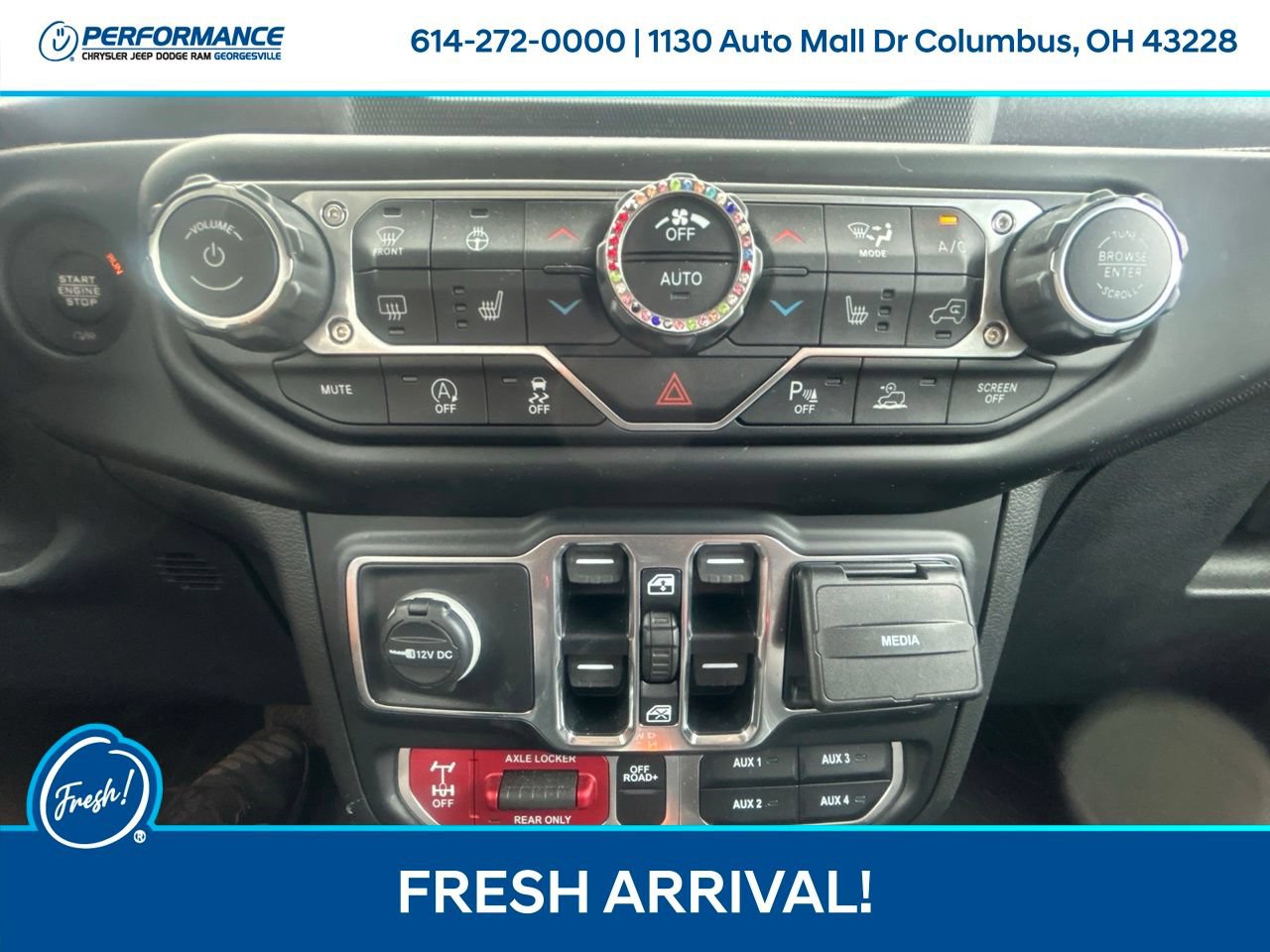 Used 2020 Jeep Gladiator Mojave w/ Cold Weather Group AWD/4WD image 24