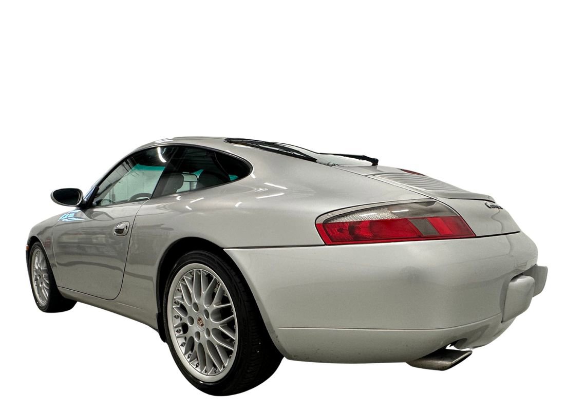 Used 2001 Porsche 911 Carrera image 9
