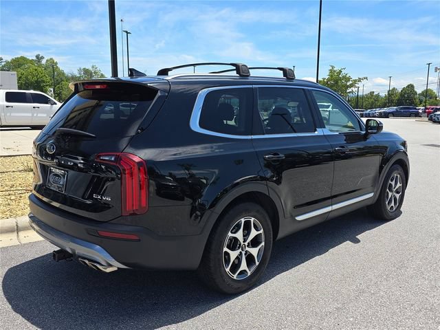 Used 2020 Kia Telluride EX AWD/4WD image 3