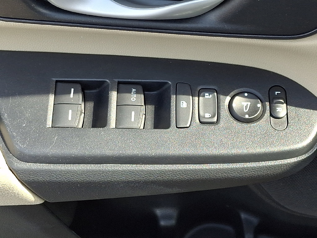 Used 2020 Honda CR-V LX image 26