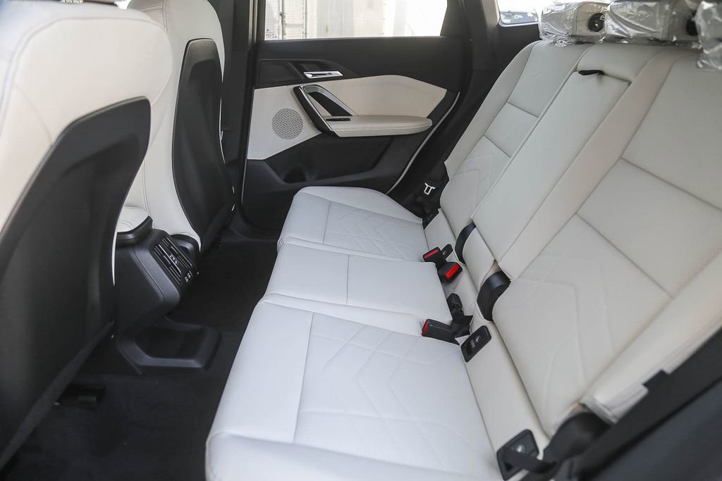 New 2026 BMW X1 xDrive28i w/ Technology Package AWD/4WD image 14