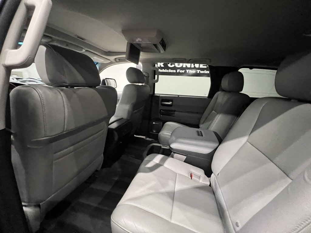 Used 2012 Toyota Sequoia Platinum image 25