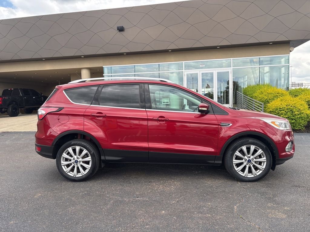 Used 2017 Ford Escape Titanium FWD image 4