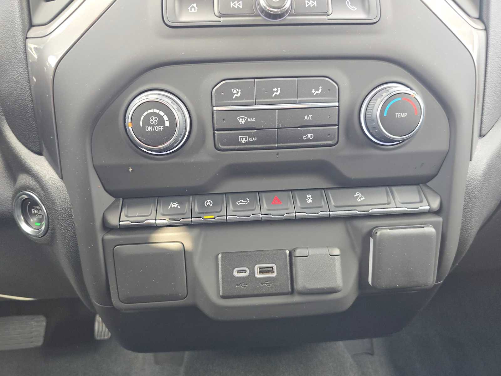 Used 2025 Chevrolet Silverado 1500 Custom Trail Boss w/ Turbomax Blackout Package image 29