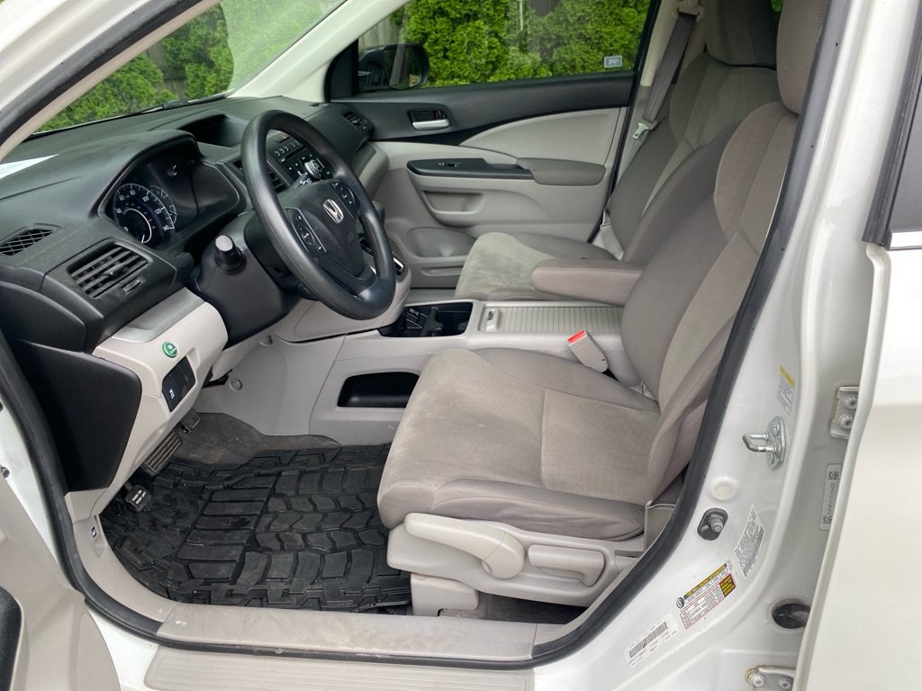 Used 2013 Honda CR-V LX image 9