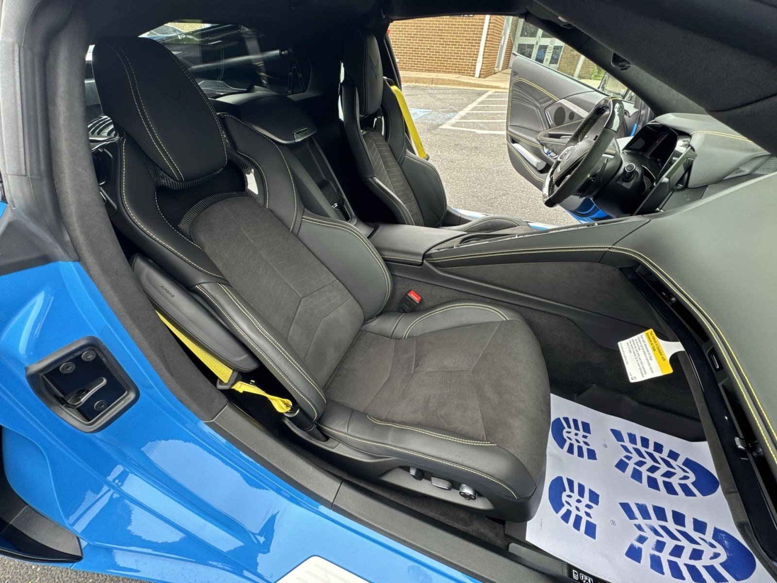 Used 2023 Chevrolet Corvette Z06 w/ Engine Appearance Package RWD image 32