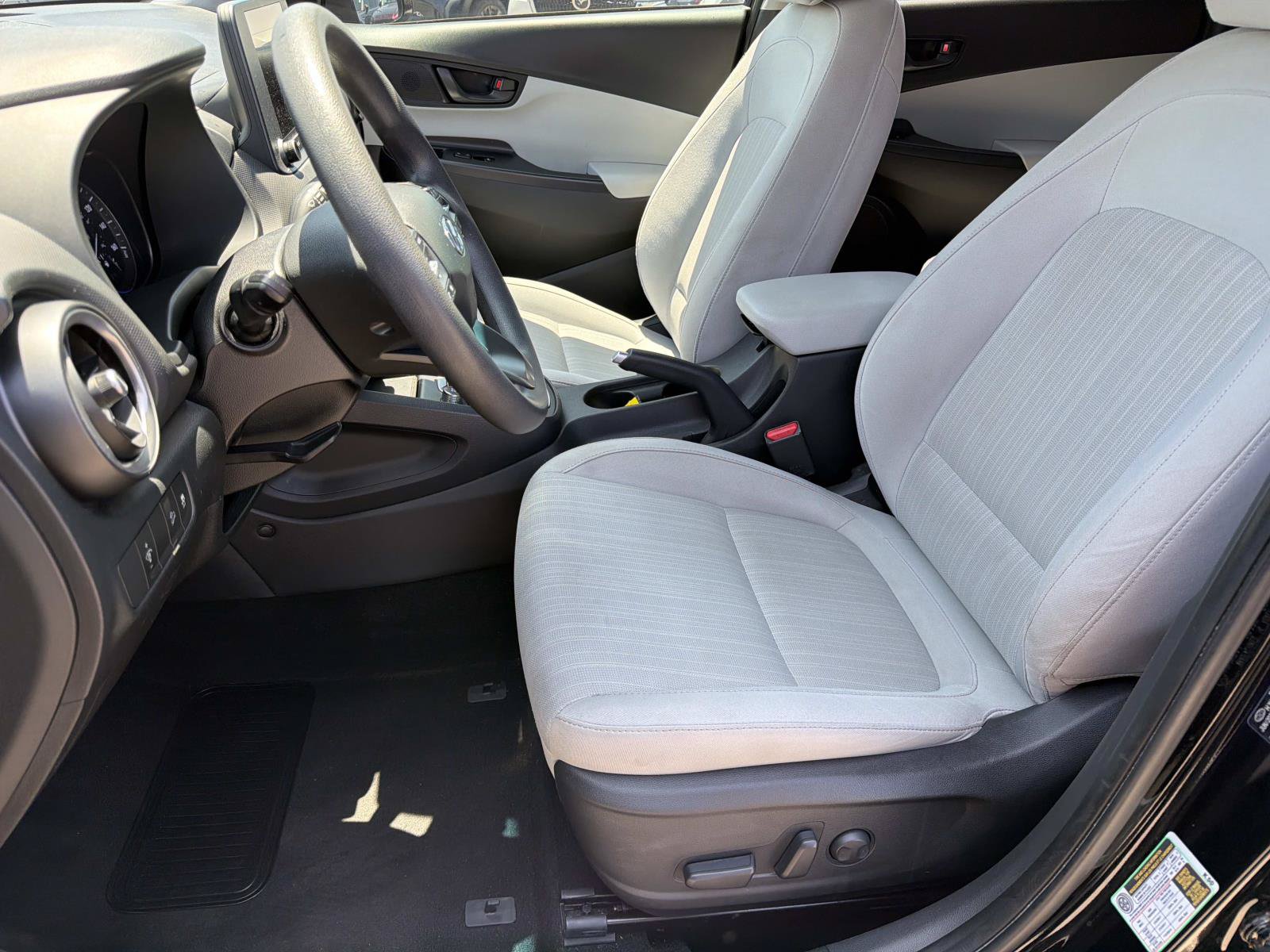 Used 2023 Hyundai Kona SEL w/ Cargo Package FWD image 19