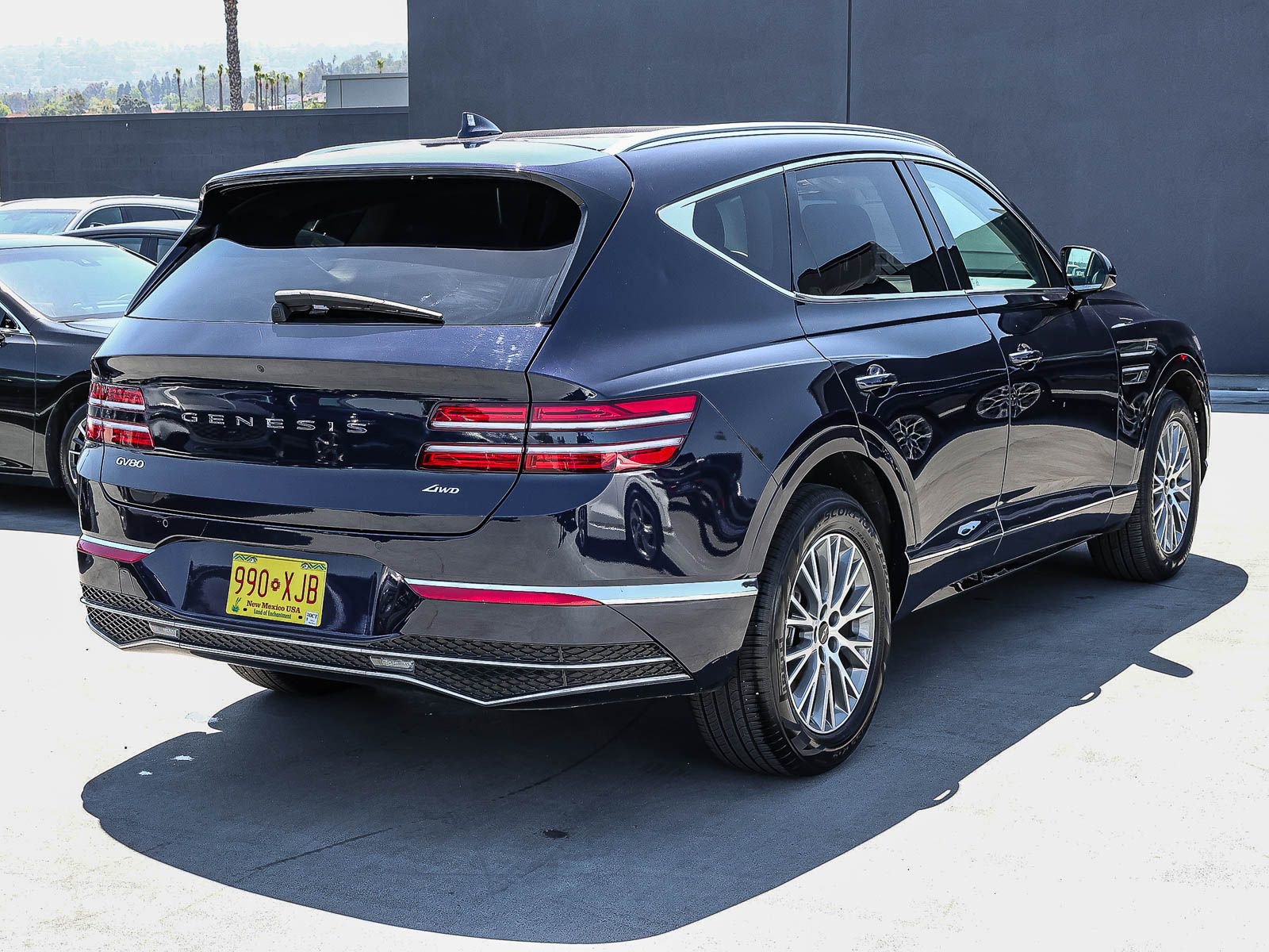 Used 2025 Genesis GV80 2.5T Standard image 4