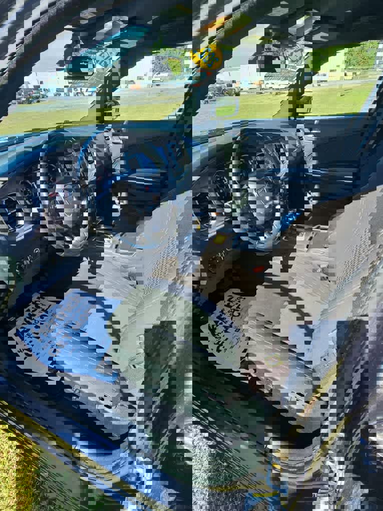 Used 2023 Dodge Charger SXT image 13