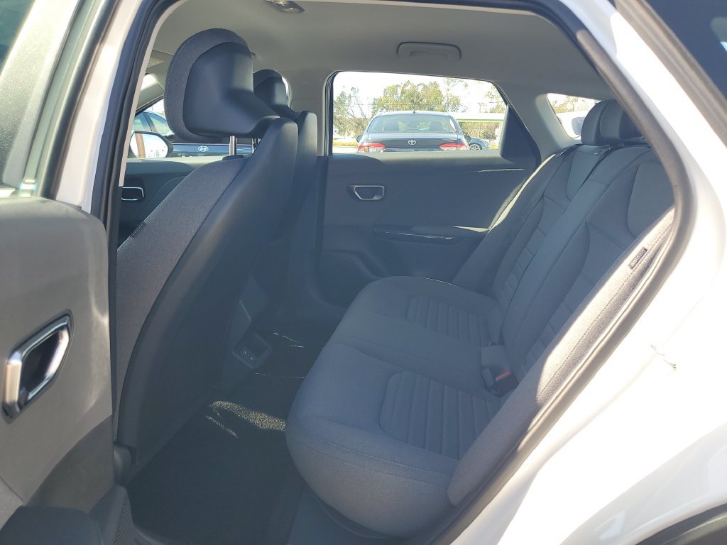 Used 2025 Kia K4 EX FWD image 21