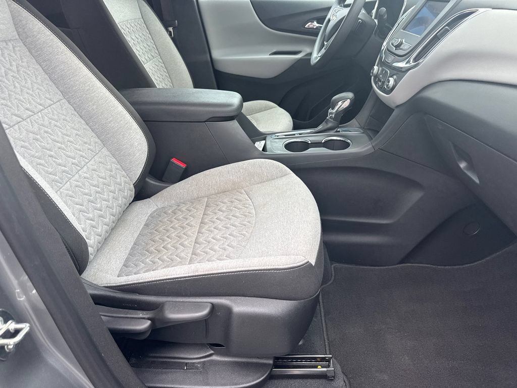 Used 2023 Chevrolet Equinox LT FWD image 14
