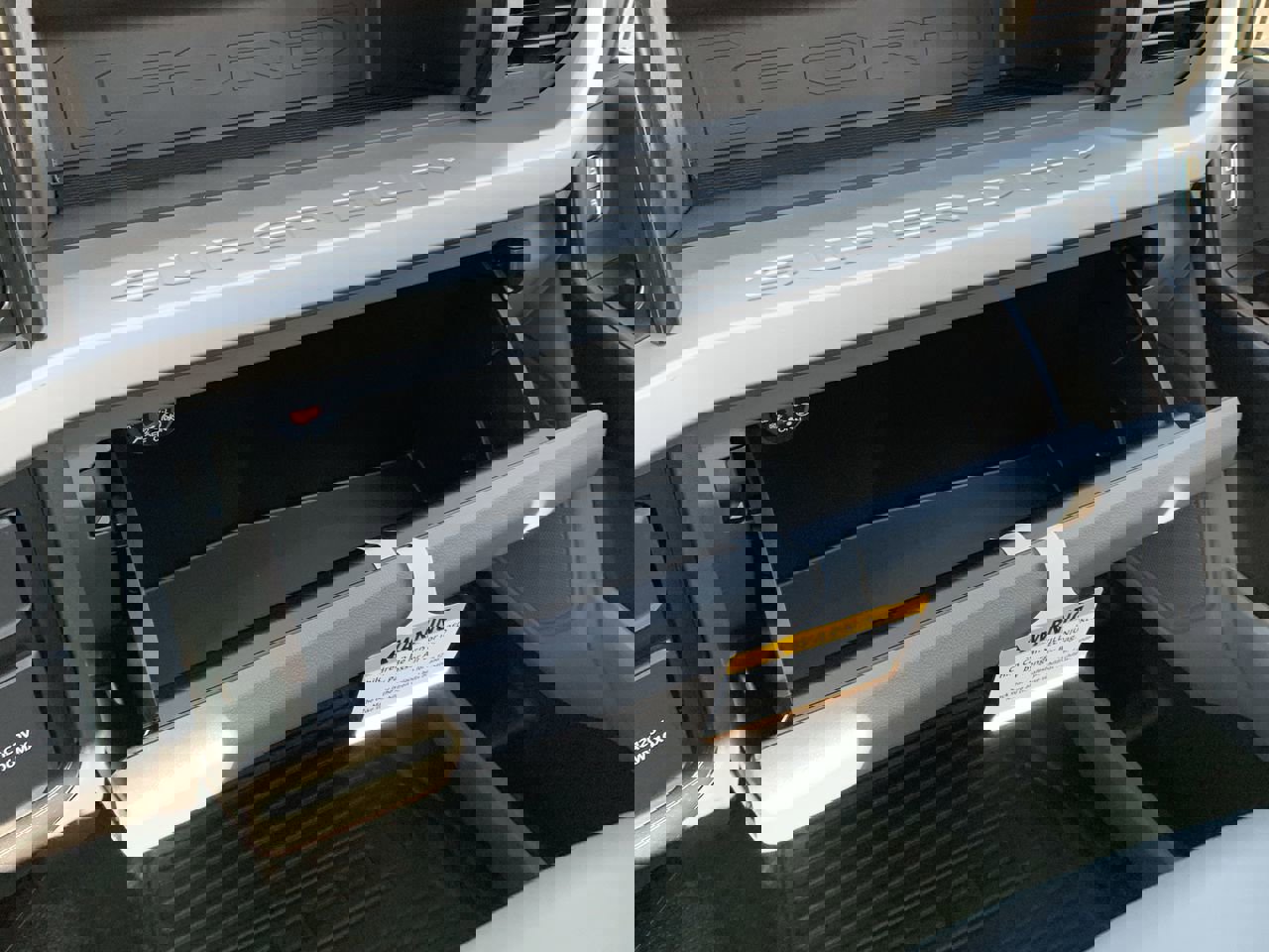 New 2026 Ford F250 XL w/ XL Chrome Package image 27