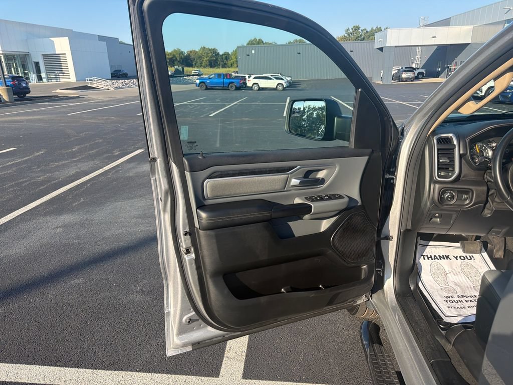 Used 2020 RAM 1500 Big Horn AWD/4WD image 14