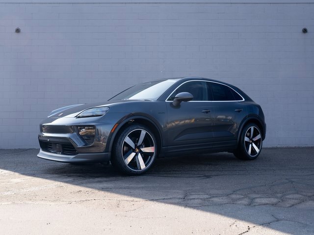 New 2026 Porsche Macan 4 Electric image 1