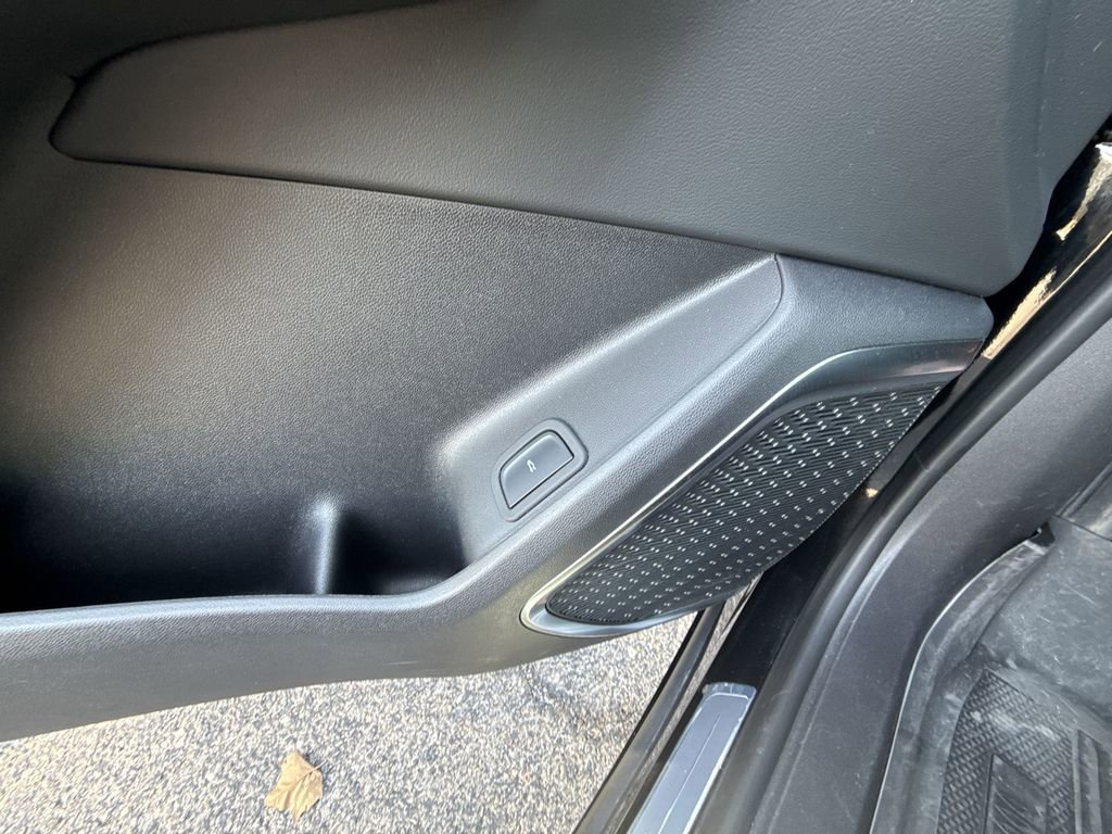 Certified 2025 Buick Enclave Avenir w/ Super Cruise Package image 31