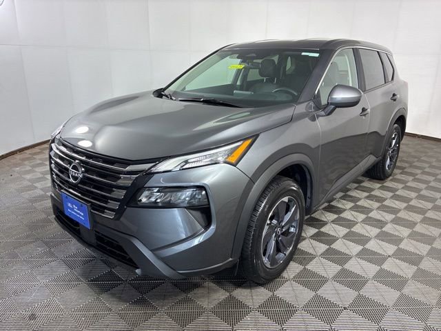 Used 2026 Nissan Rogue SV FWD image 3