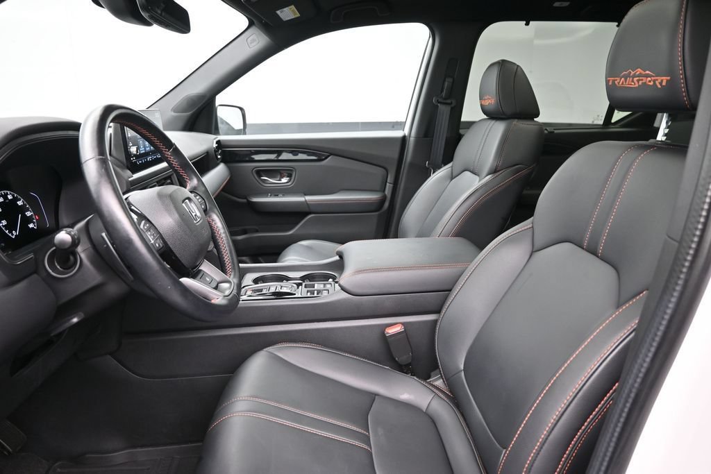 Certified 2024 Honda Pilot TrailSport image 12