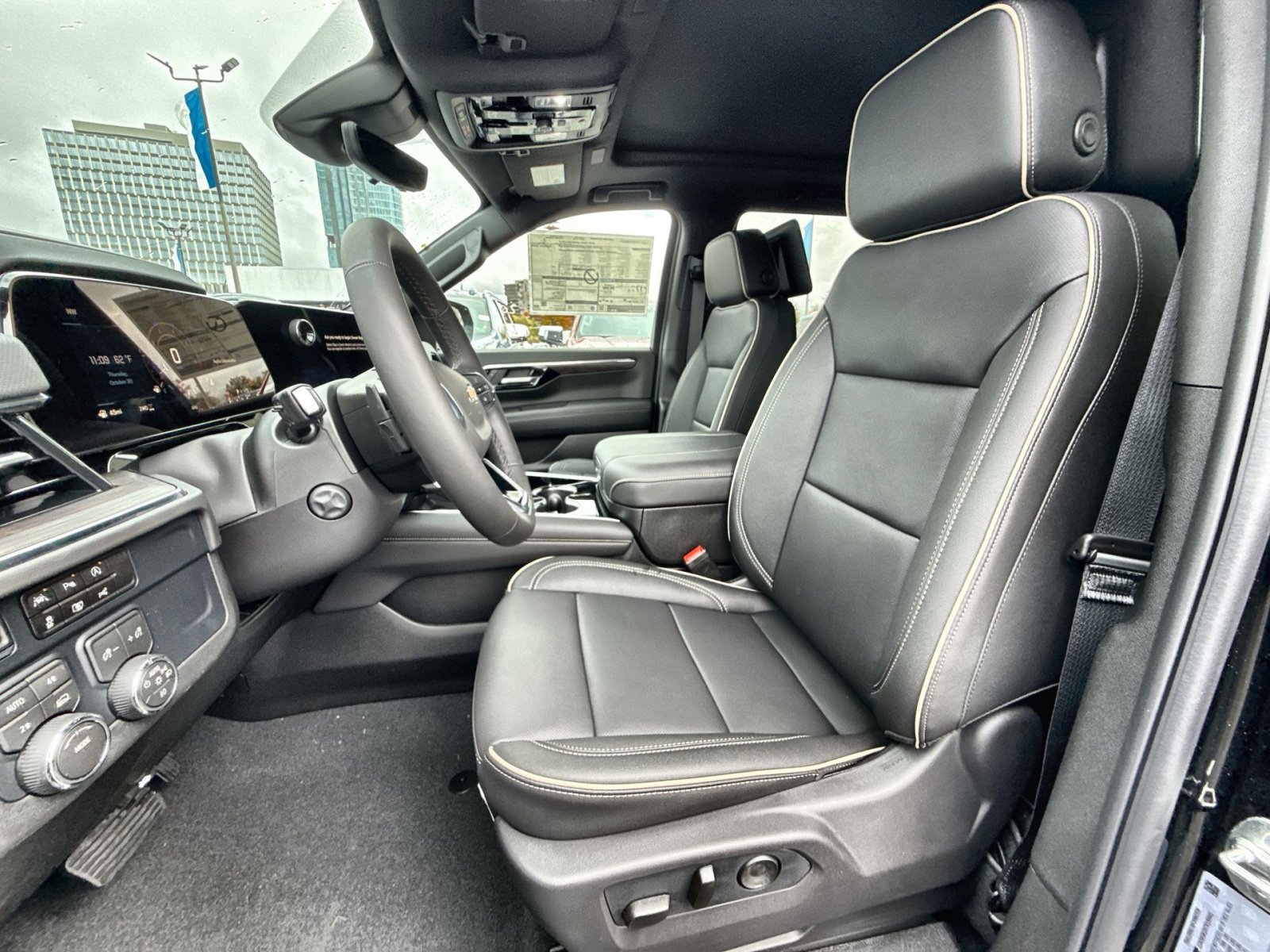 New 2026 Chevrolet Tahoe Premier image 13