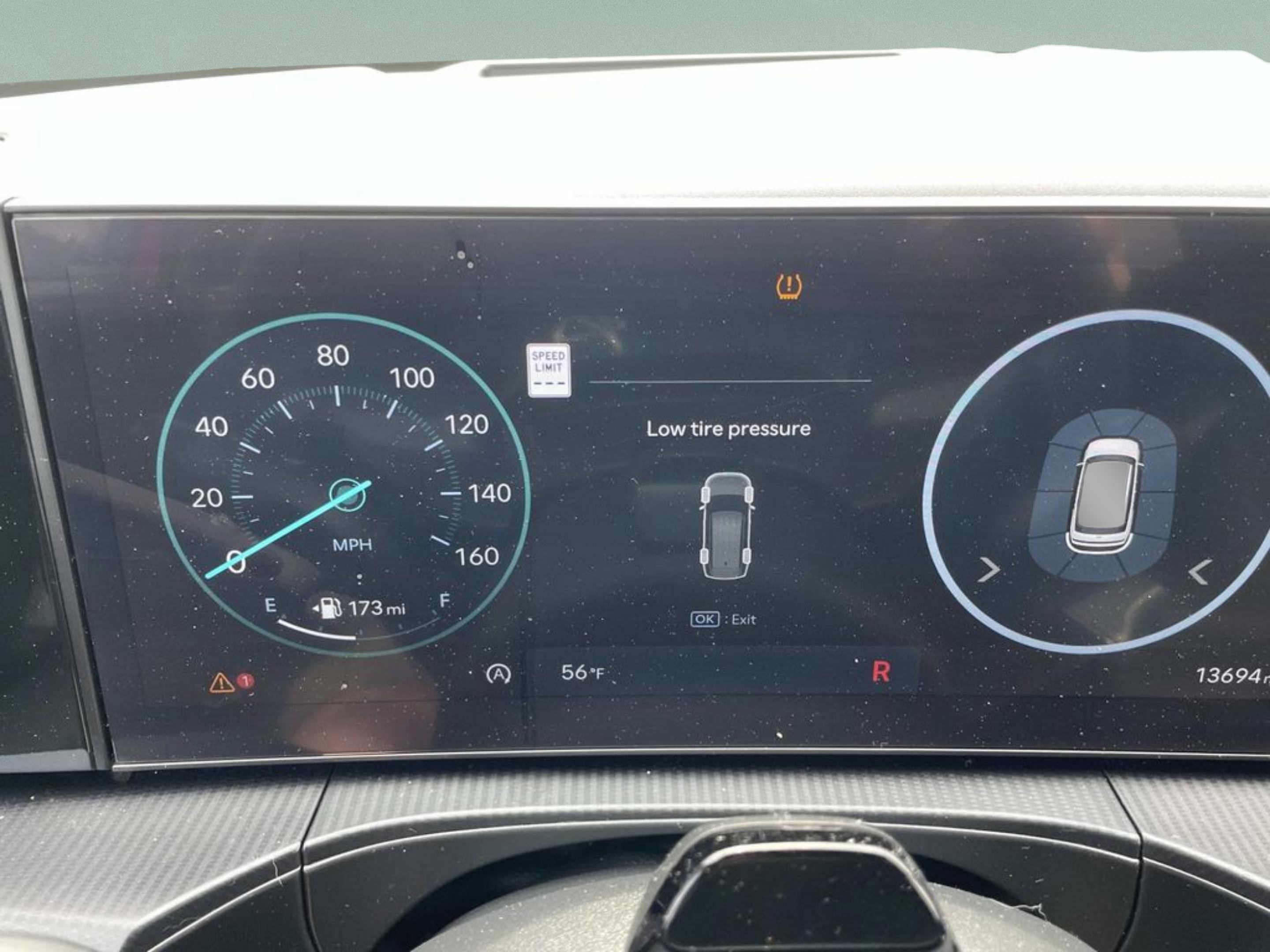 Used 2024 Hyundai Santa Fe Calligraphy image 32