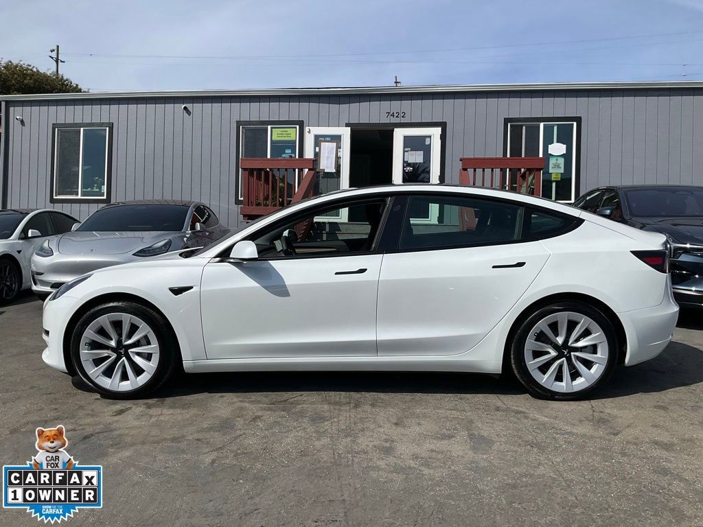 Used 2023 Tesla Model 3 Standard Range RWD image 5