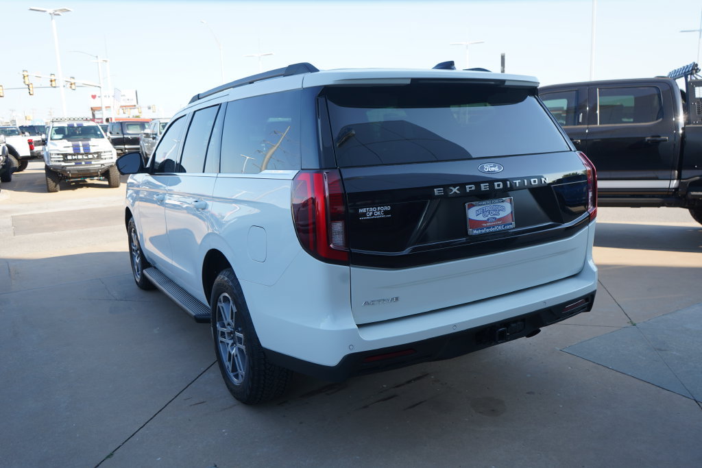 New 2026 Ford Expedition Active AWD/4WD image 9