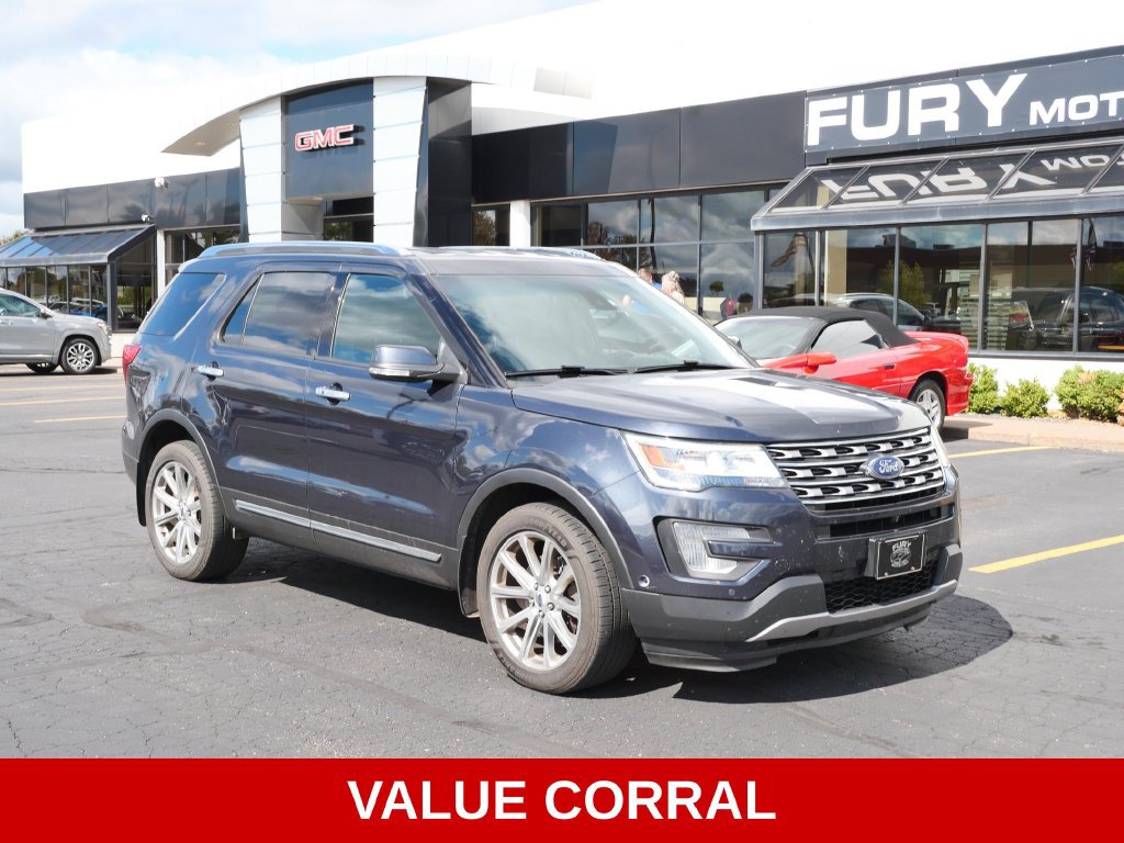 Used 2017 Ford Explorer Limited w/ Equipment Group 301A AWD/4WD image 2