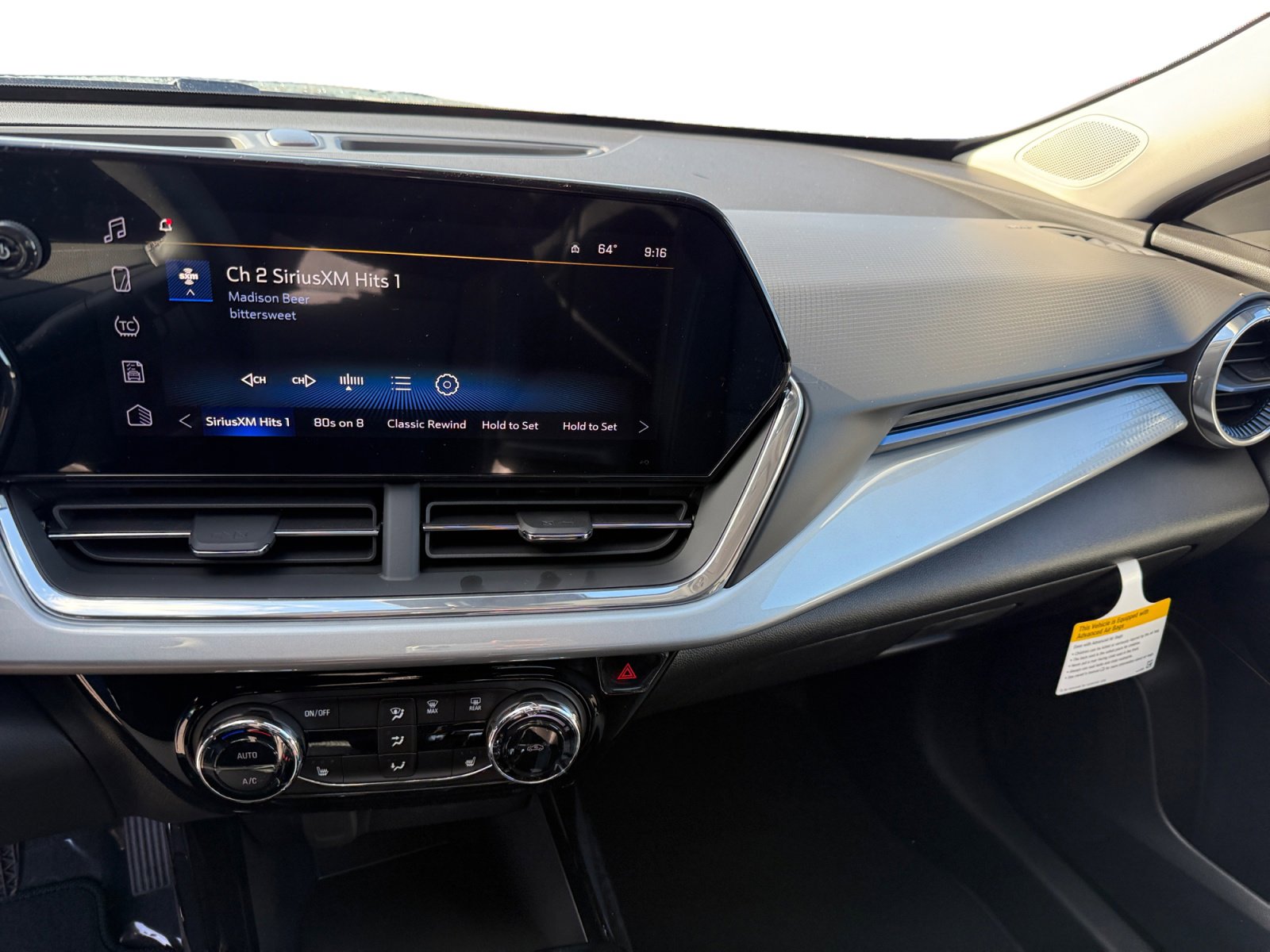 New 2026 Chevrolet Trax LT image 12