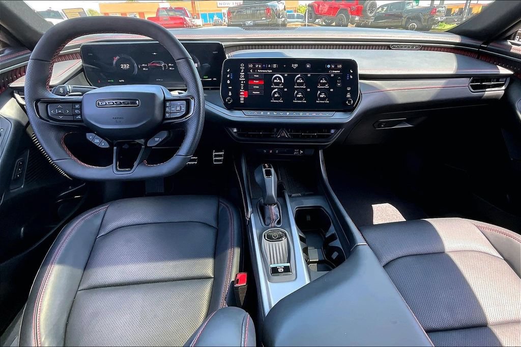 Used 2024 Dodge Charger Daytona R/T w/ Plus Group AWD/4WD image 15