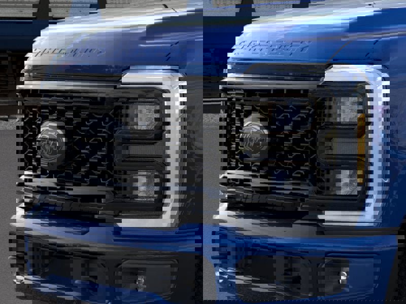 New 2026 Ford F250 Lariat w/ Black Appearance Package image 17