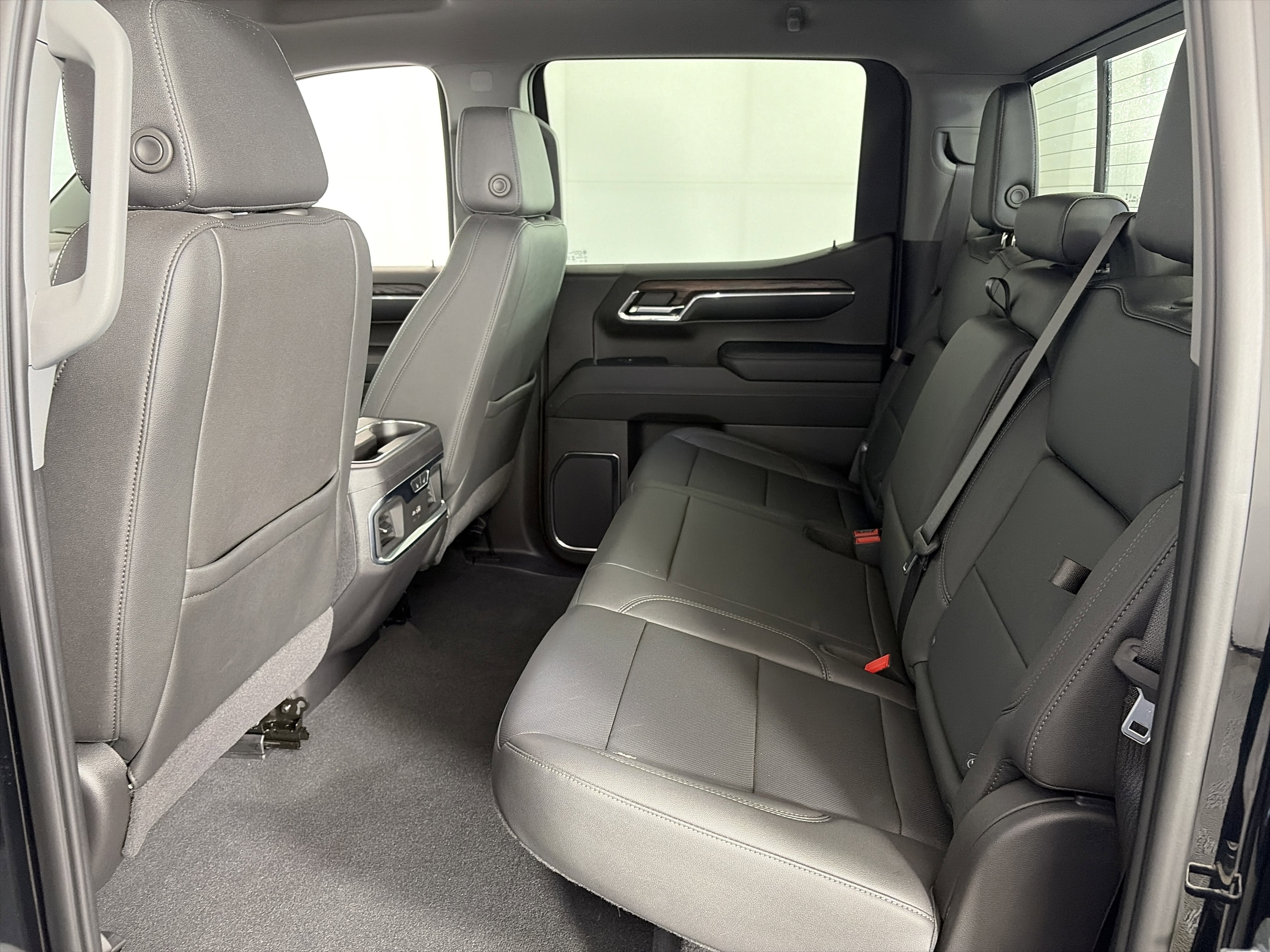 Certified 2024 GMC Sierra 1500 SLT w/ SLT Premium Plus Package AWD/4WD image 7