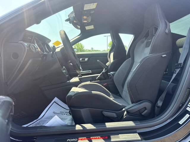 Used 2019 Ford Mustang Shelby GT350 w/ Technology Package RWD image 31