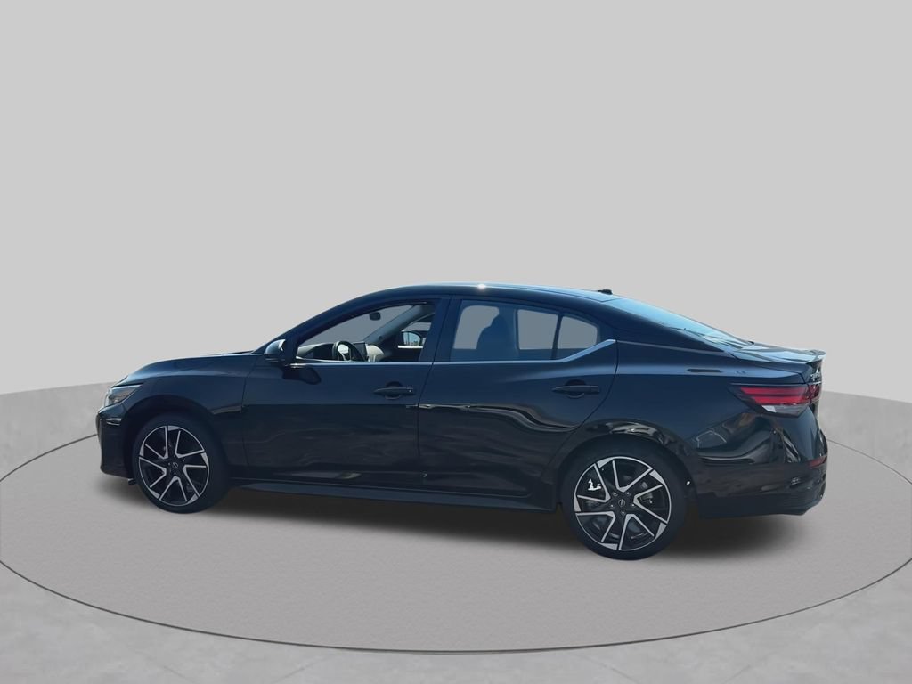Used 2025 Nissan Sentra SR FWD image 8