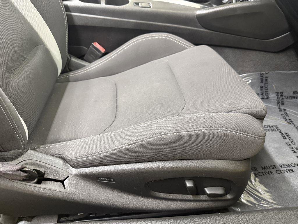 Used 2017 Chevrolet Camaro SS image 31