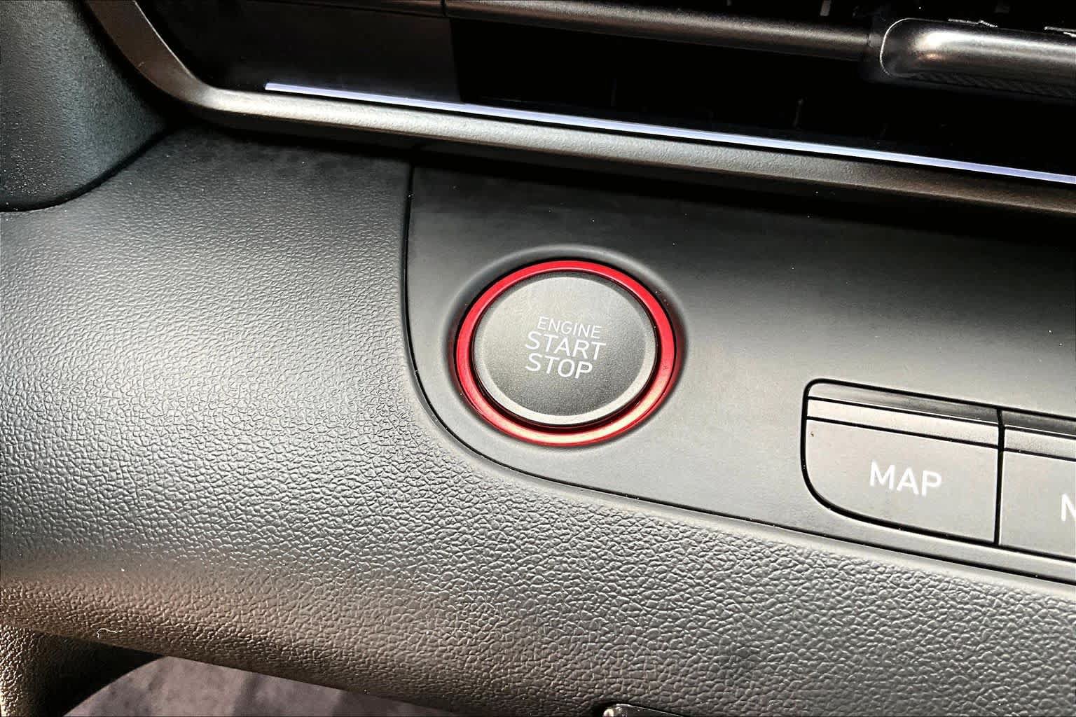 Certified 2026 Hyundai Elantra N Line FWD image 36