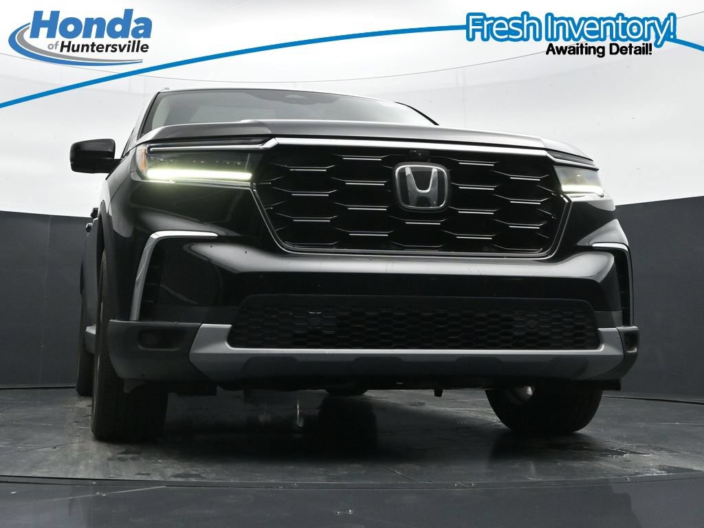 Used 2023 Honda Pilot Elite image 31