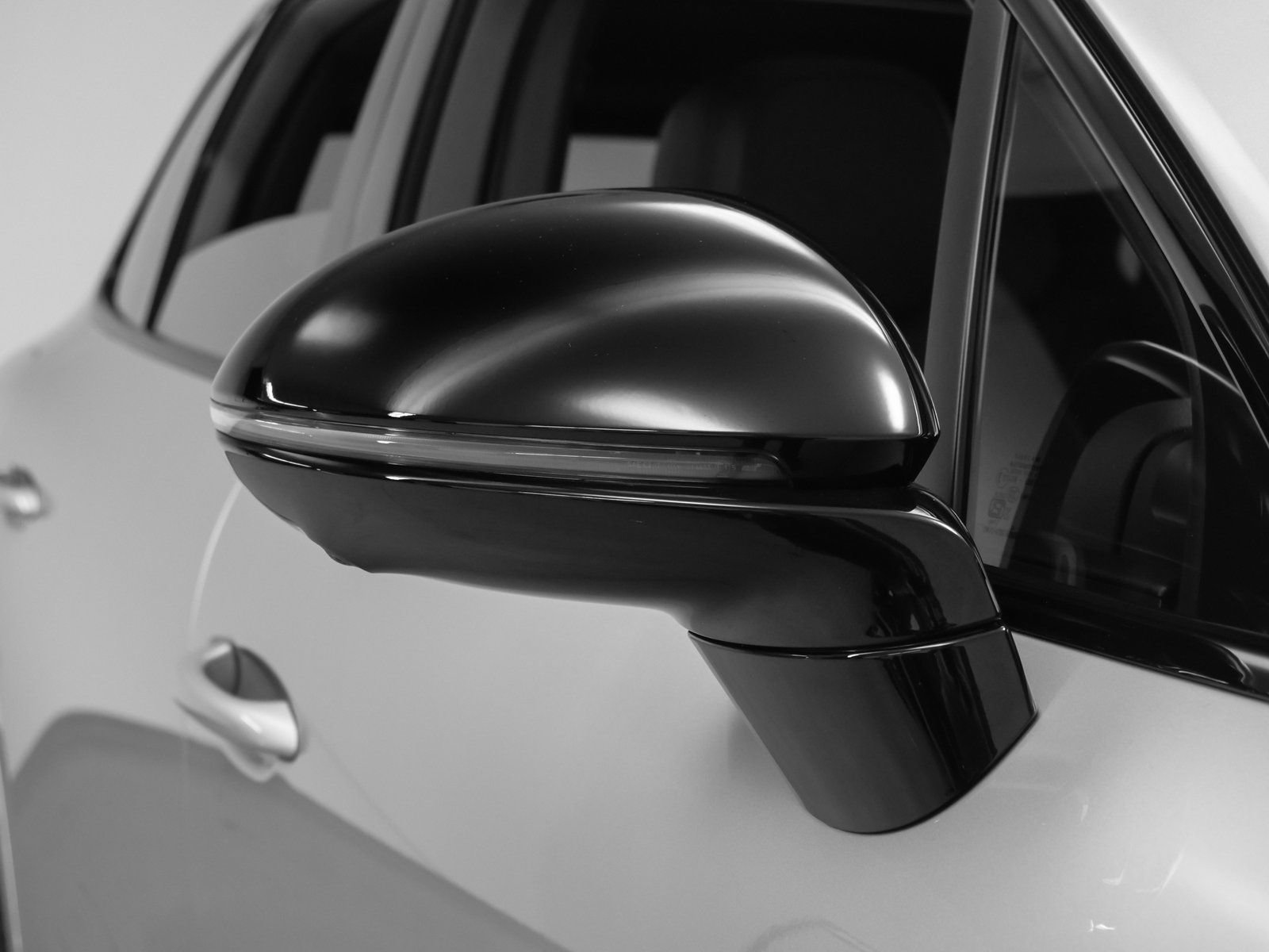 Certified 2025 Porsche Cayenne image 17