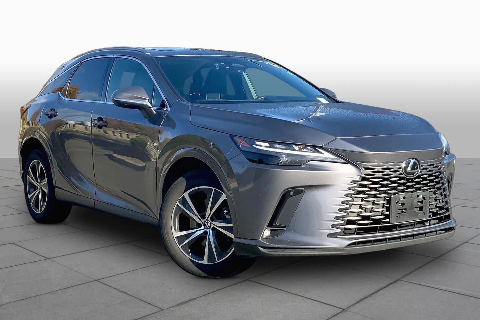 Used 2023 Lexus RX 350h w/ Accessory Package (2T) AWD/4WD image 3