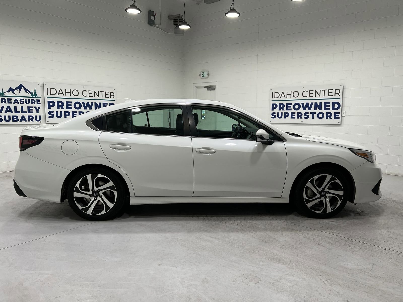 Used 2022 Subaru Legacy Limited AWD/4WD image 9