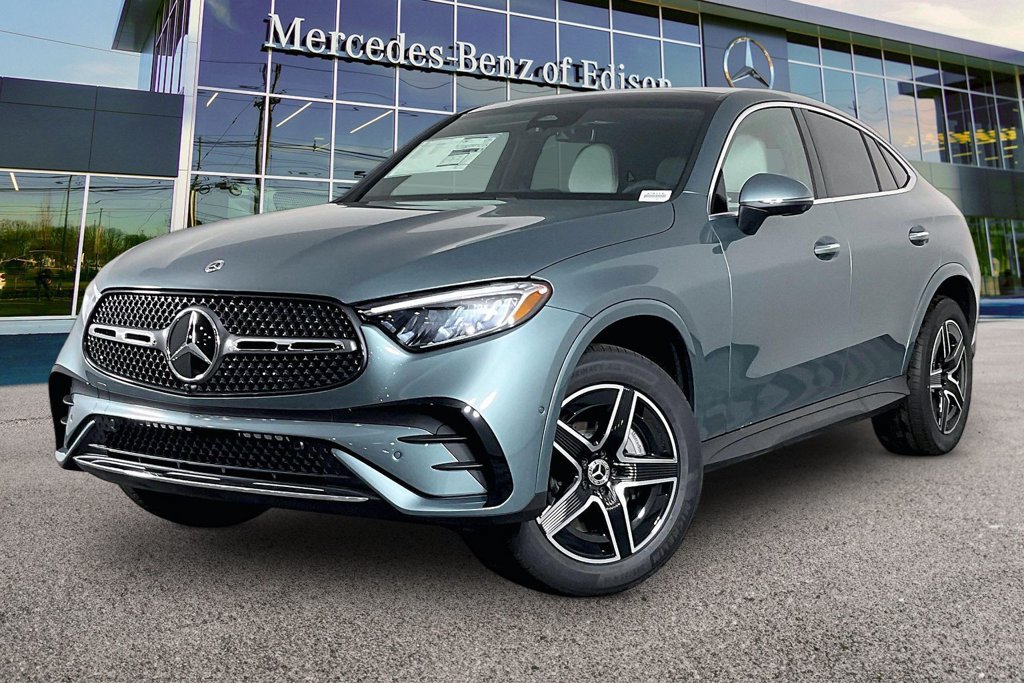 New 2027 Mercedes-Benz GLC 300 4MATIC image 2